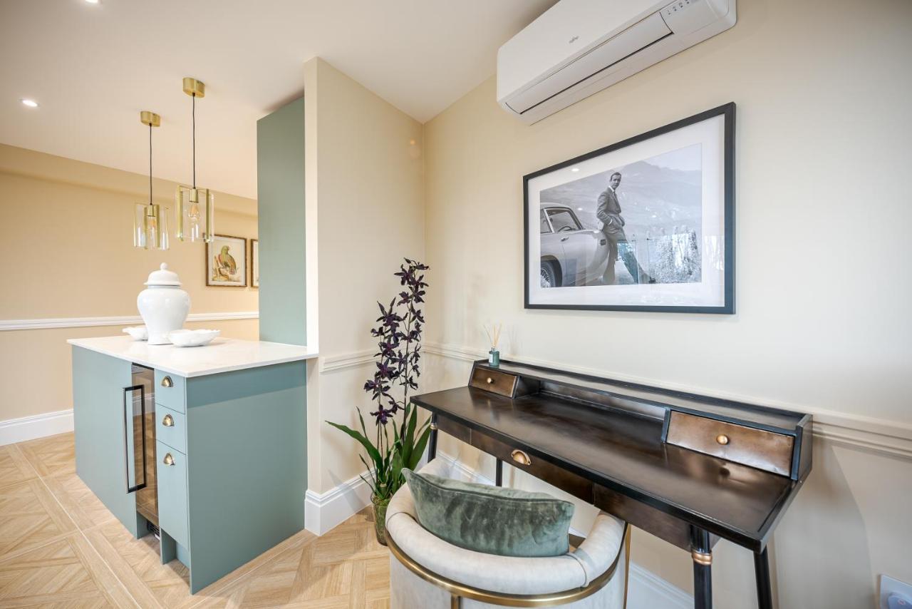Apartment Stunning 2br 2bth With Ac In The Heart Of Chiswick London